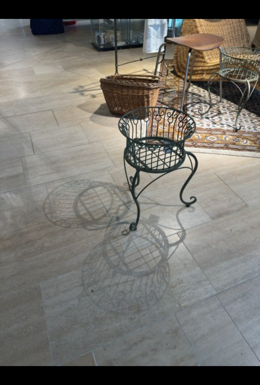 Planteholder i metal